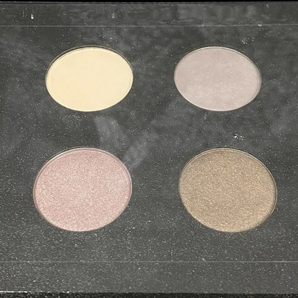 ITTSĒ The Fulton Magnetic Eyeshadow Quad Sure Shot, After Hours, Bare Canvas, Et